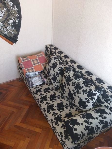 Апартаменты 3-комнатная квартира Мариуполь-9