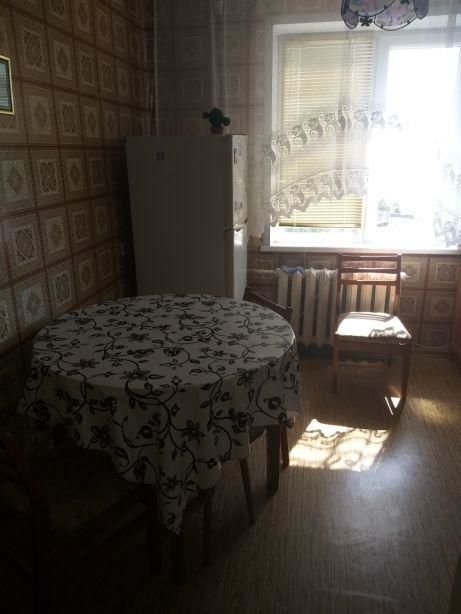 Апартаменты 3-комнатная квартира Мариуполь-11